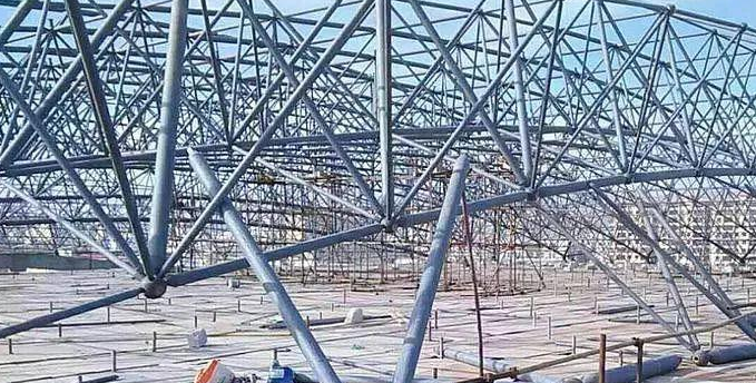 鹰潭盘点螺栓球网架对于选材方面的4个基本恳求